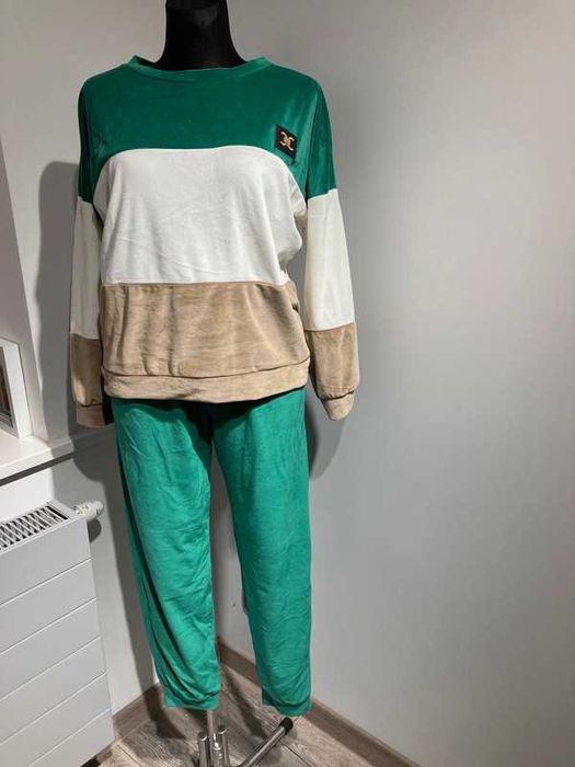 Damski komplet dresowy welurowy One Size 3kolorowy (k)