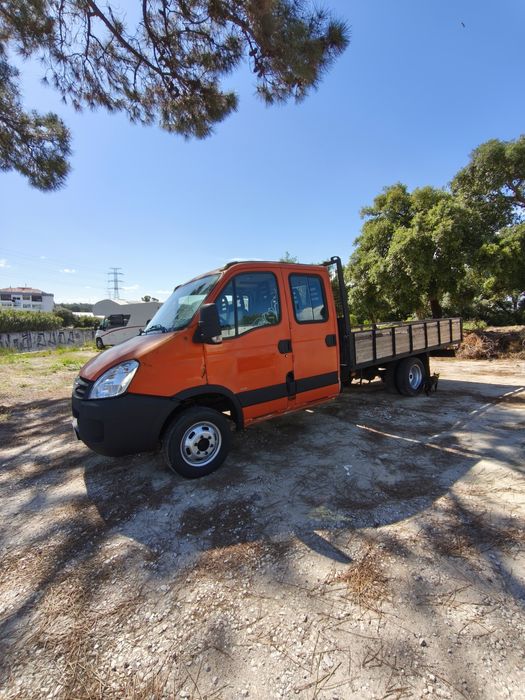 Carrinha Iveco caixa aberta