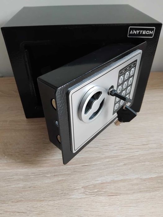 Sejf domowy z zamkiem elektronicznym i kluczem, kod, SZYFR, NOWY ac