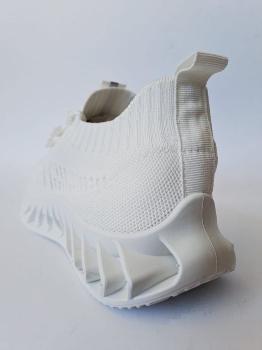 Buty sportowe z siateczki białe 38 39