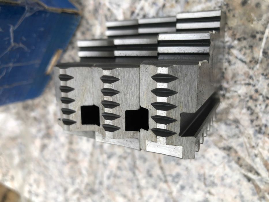 szczęki do uchwytu tokarskiego fi 160 nowy komplet BISON