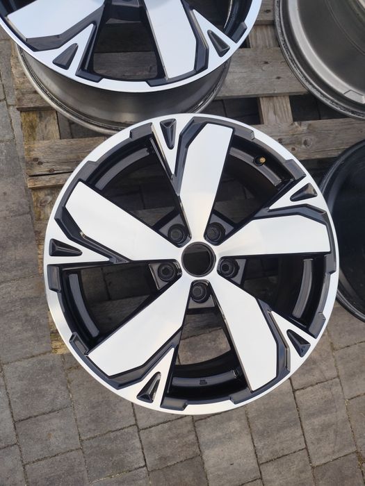 Alufelga Subaru Forester 18 cali 5x114,3 felga pojedyncza