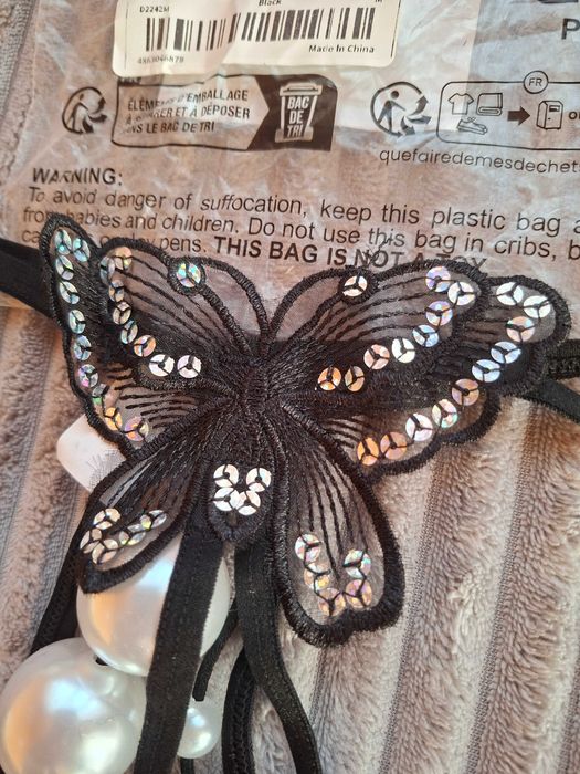 Majtki stringi seksowe M 38 nowe