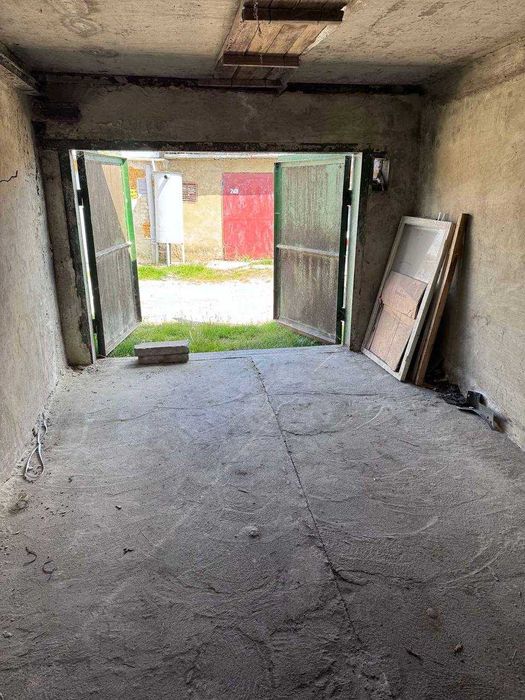 Гараж цегляний Здолбунів-2, вулиця Котляревського    3800 у.о.