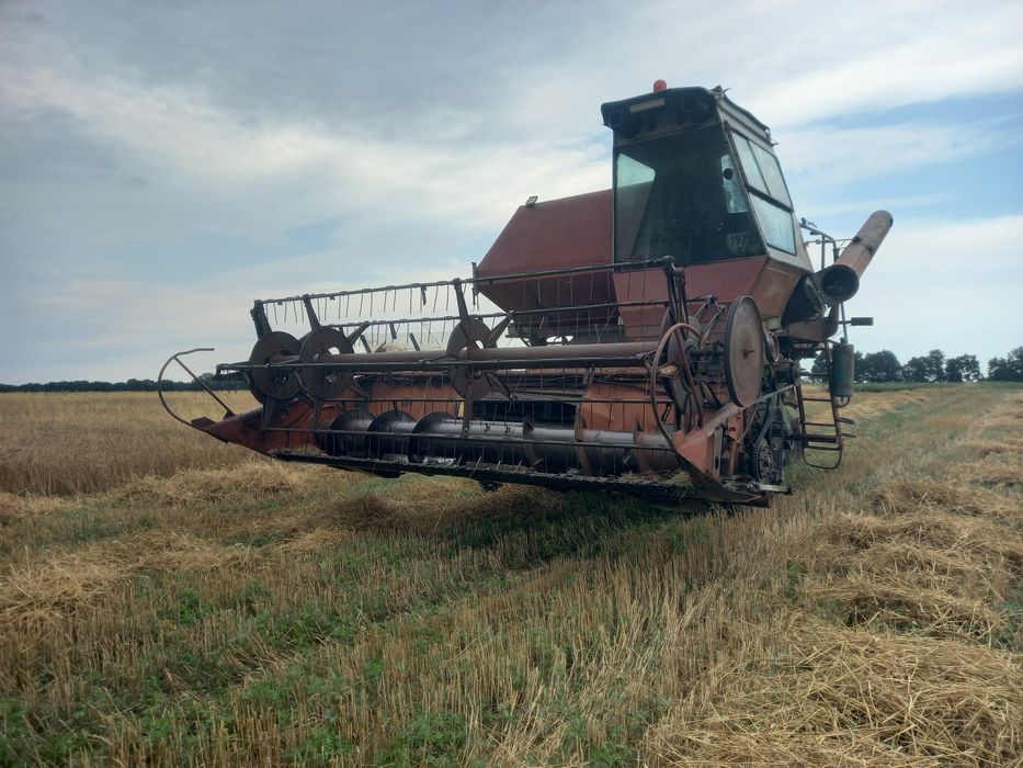 Комбайн зернозбиральний НИВА СК 5