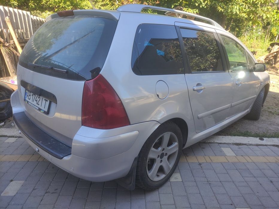 Продам Пежо 307    .
