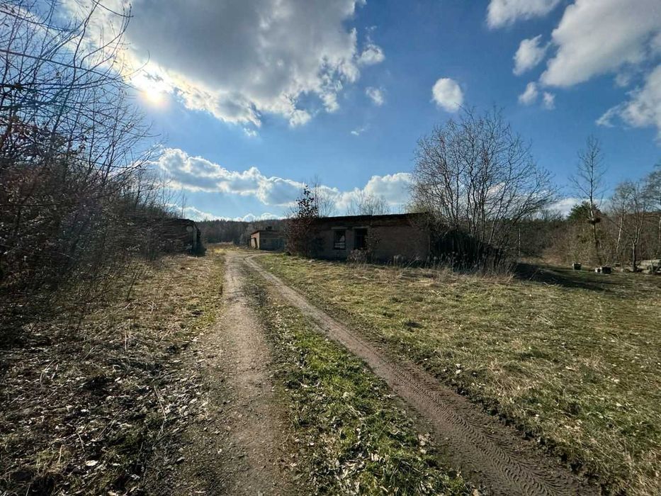 Оренда приміщень за адресою:  с.Брищі вул.Заводська, 15А