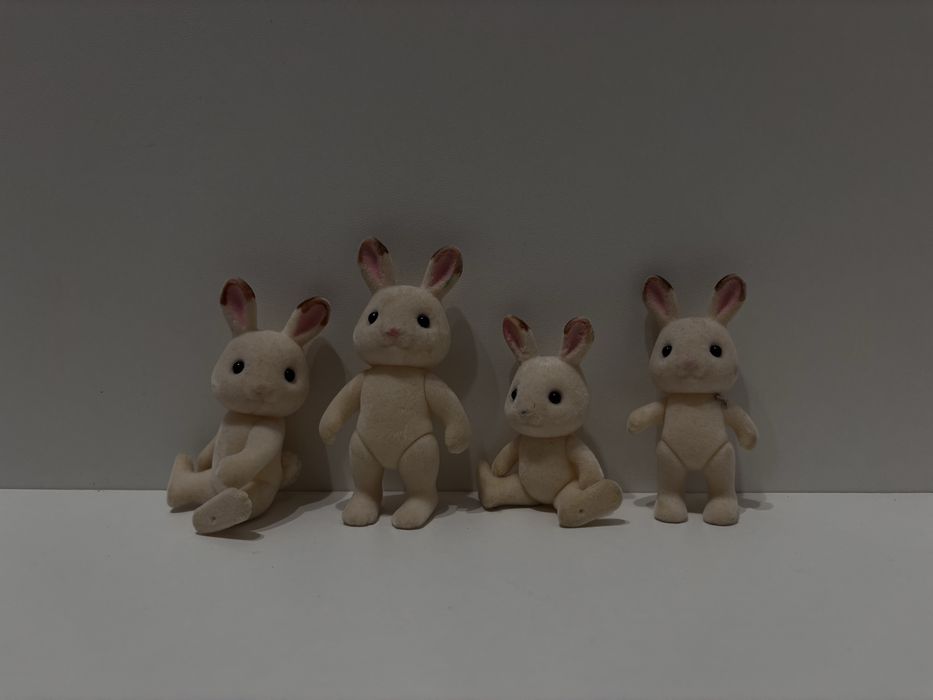 Кролики Sylvanian Families