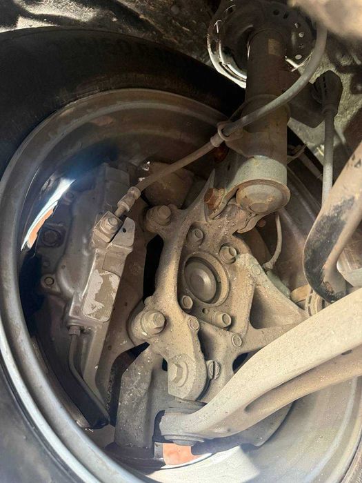 Підвіска в зборі Ford Mustang Mach-E  цапфа супорт ричаги кулак гальма