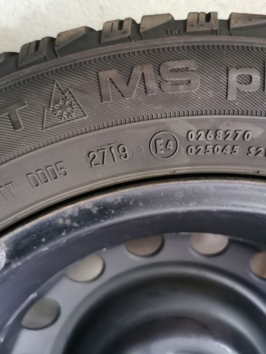 Toyota Yaris opony zimowe.