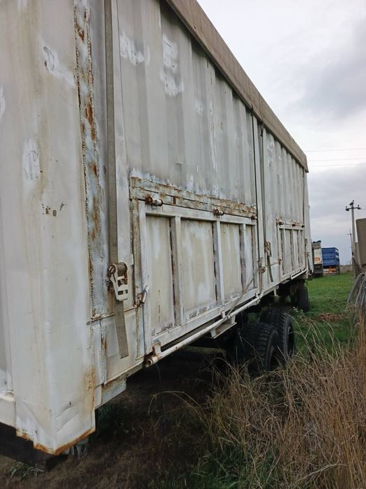 Продаю прицеп 2 птс9 до трактора т150