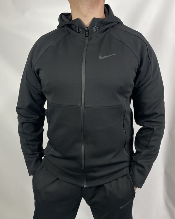 Мужской костюм сезон 2026 весна осень в черном цвете топ качество