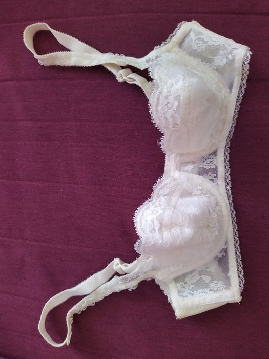 Biustonosz Triumph 70 B