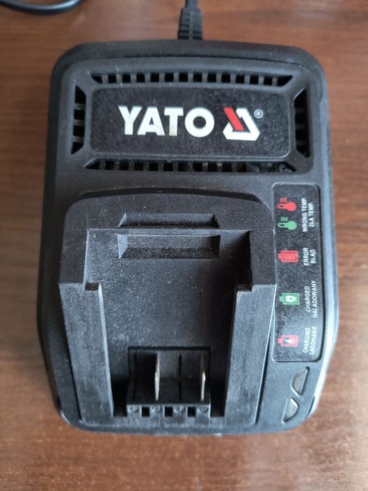 Зарядное устройство yato
