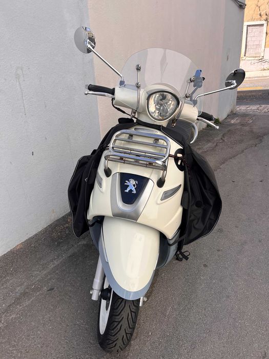 Peugeot Django 125cc Scooter