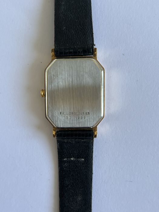 Relógio vintage Mathey-Tissot Genève Quartz Swiss Made em excelente estado.