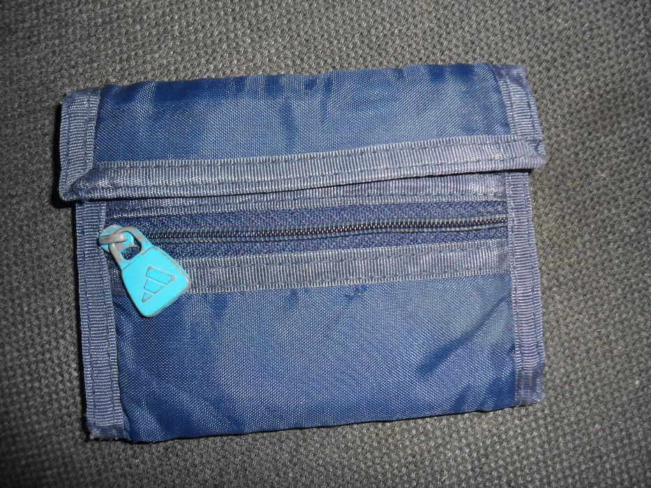 Carteira Adidas oferta de portes de envio