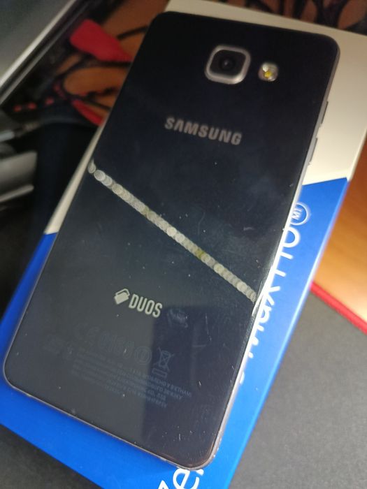 Смартфон Samsung a3 (2016)