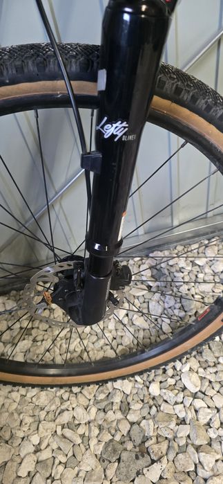 Cannondale lefty Gravel carbon