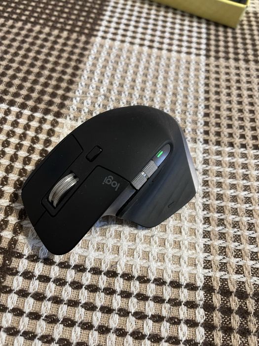 Logitech MX master 3 бездротова мишка