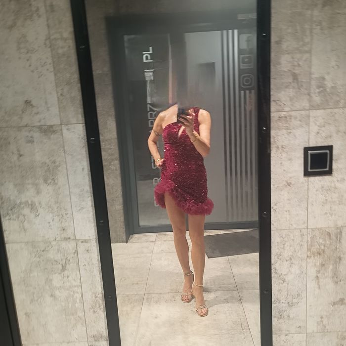 Sukienka na imprezę