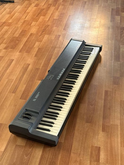 Studiologic sl 990 pro