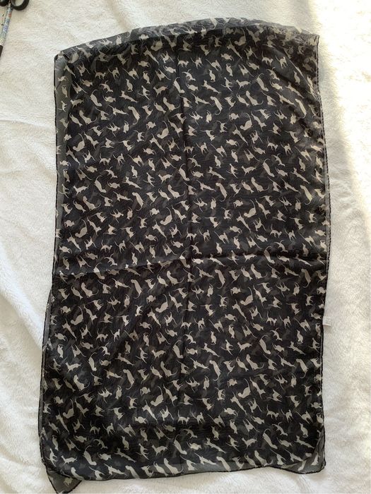 Nowa chustka czarna szal w koty