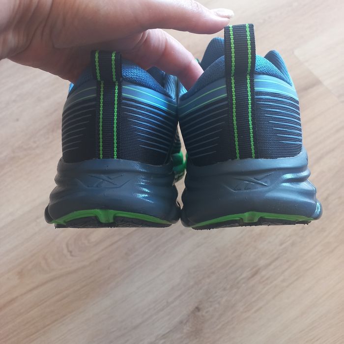 Кроссовки  Reebok Road Strider