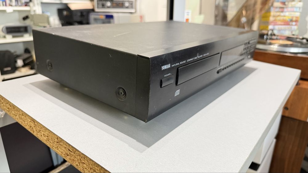 Odtwarzacz cd Yamaha CDX-470 do serwisu nie widzi płyty