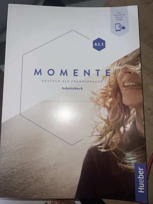 Momente A1.1 Kursbuch i Arbeitsbuch