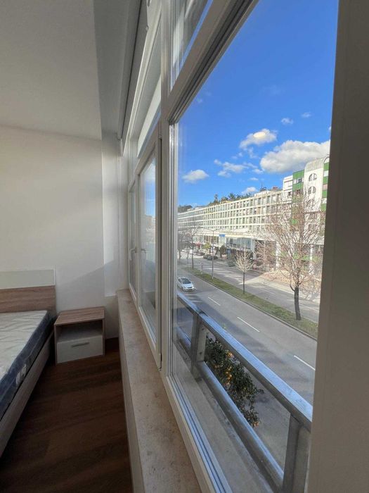 T0 novo, localizado na Avenida Fernão de Magalhães