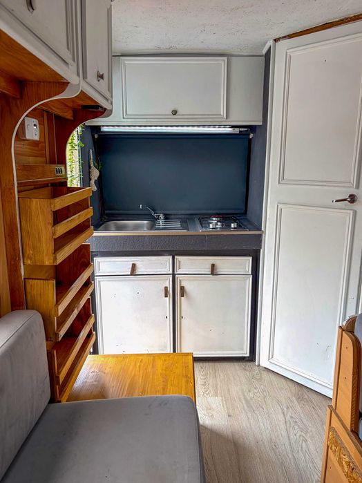Peugeot J5 Autocaravana 2.5 Diesel – Restaurada | 6 Lugares