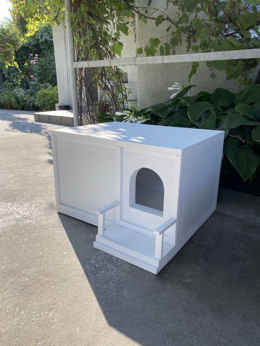 Вуличний будинок для тварин. Тепла будка для кота. Будка для собаки.