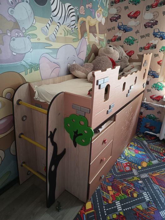 Краватка замок дитяча з матрацом