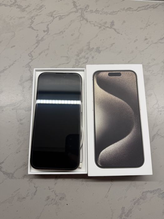 Iphone 15 pro 128 GB naturalny tytan