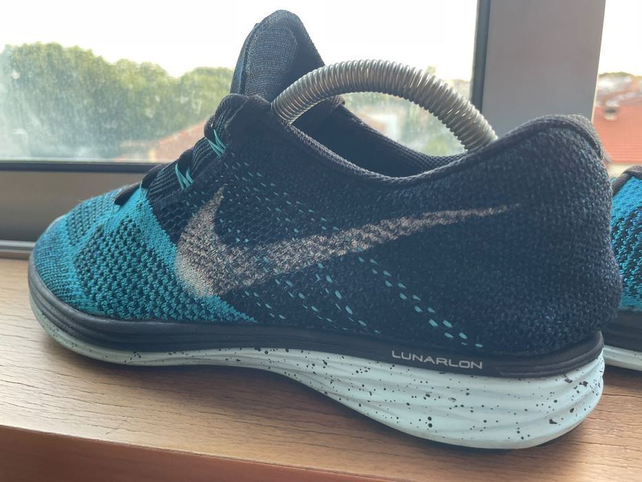 Ténis de Corrida Nike Flyknit Lunar 3 (Tamanho 42.5) - Como Novos