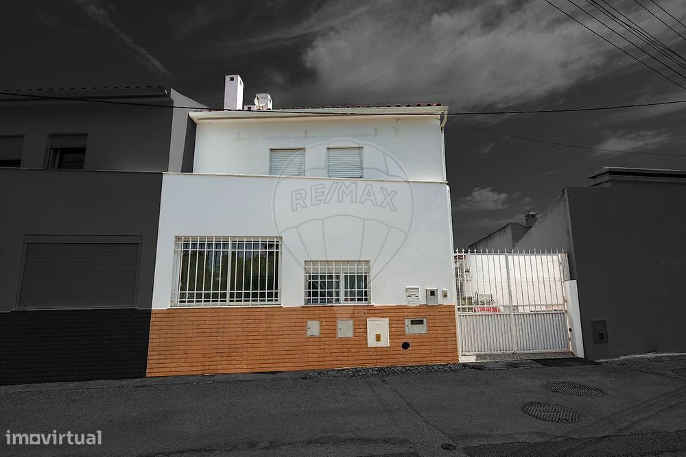Moradia T4 para venda