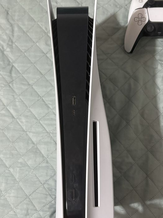 PS5 + 2 comandos + GTA5