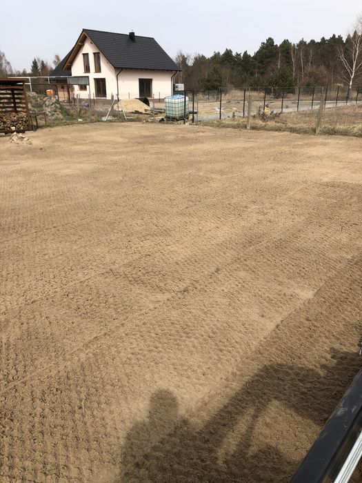 Usługi glebogryzarką separacyjna . Wyrownanie terenu .
