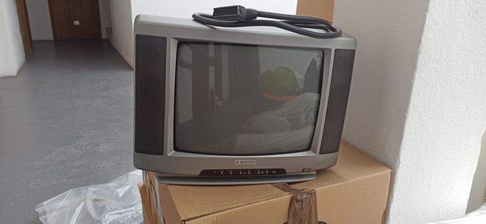 Televisão Jocel a funcionar