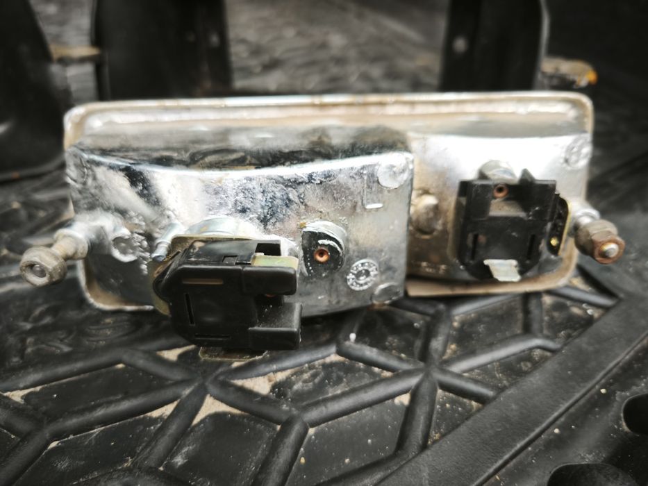 Подфарники ваз 2121