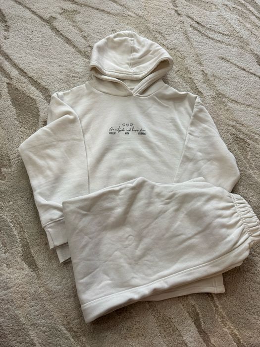 Продам костюм, кофта, штани Zara