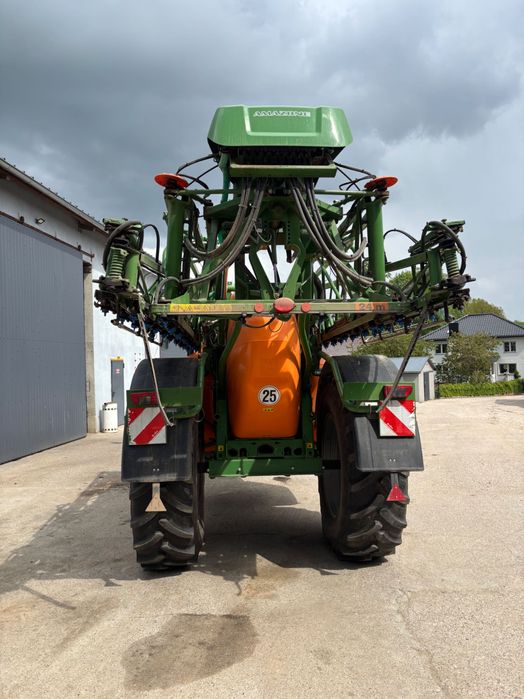 opryskiwacz Amazone UX 4200