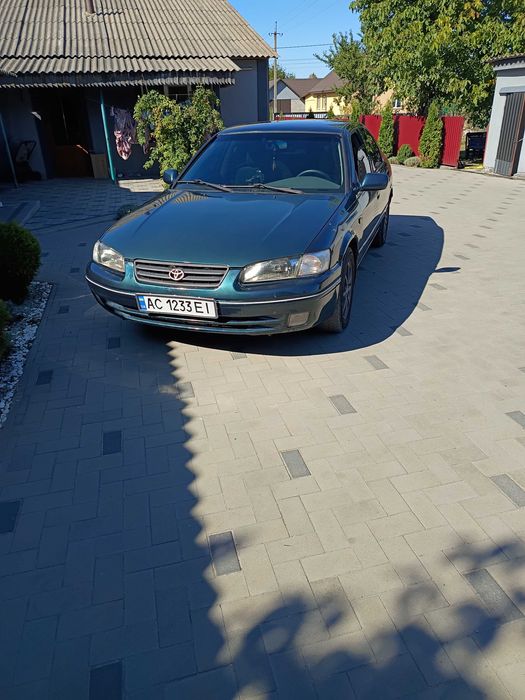 Легковий автомобіль