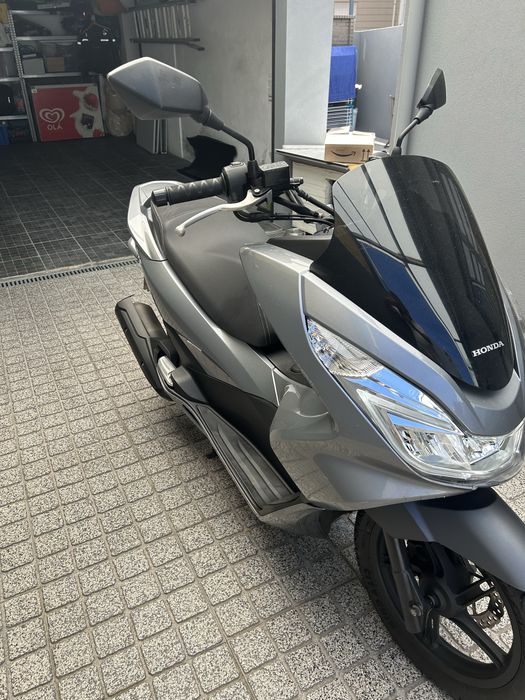 Honda PCX impecavel