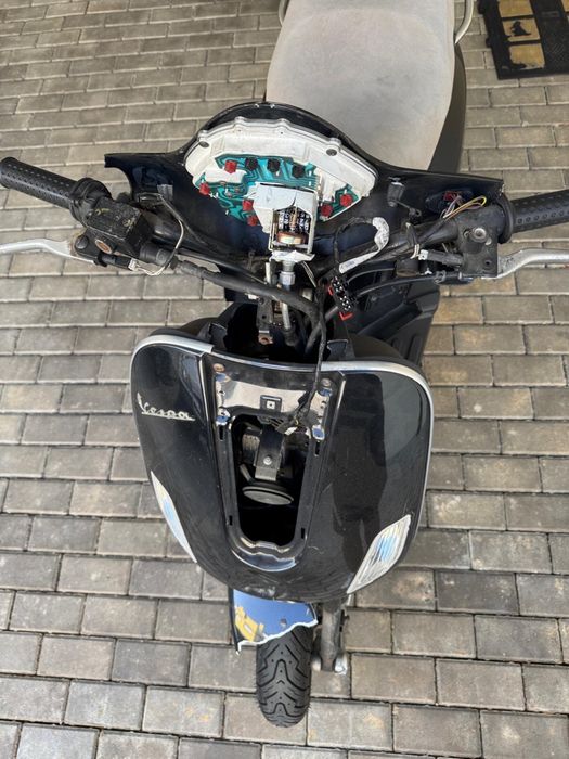 Vespa LX 50 Black
