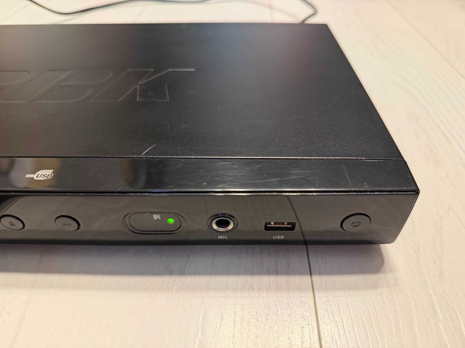 DVD-проигрыватель BBK DV417SI. USB