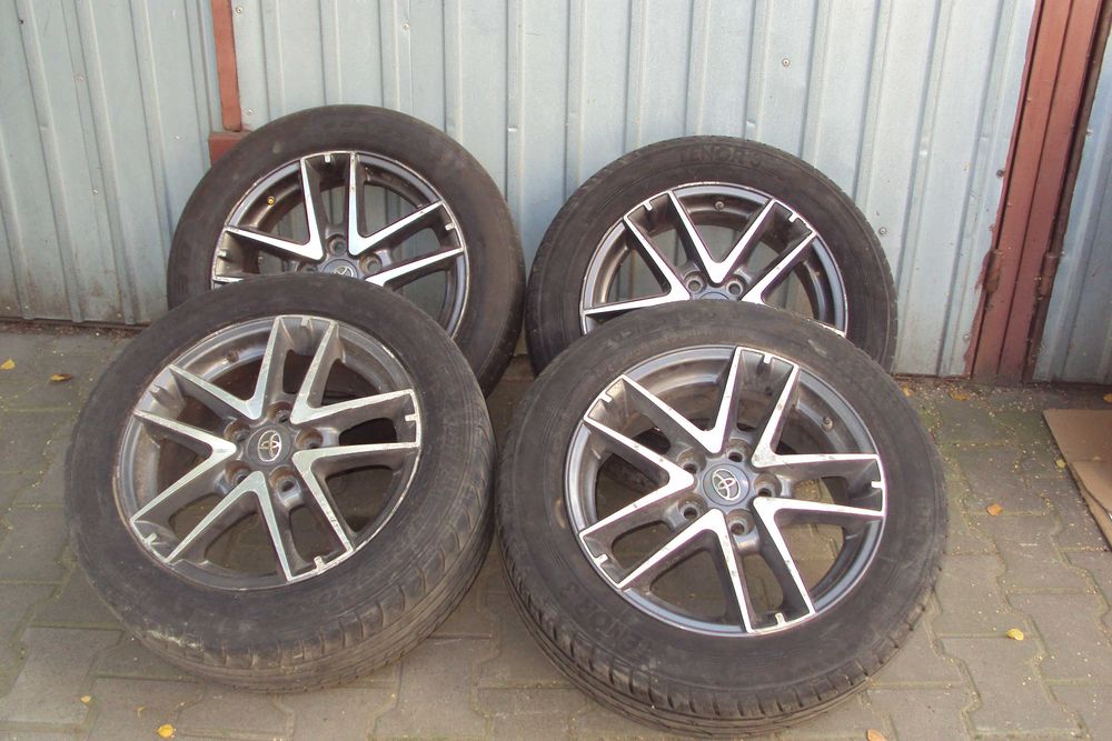 Toyota Auris II Felgi aluminiowe