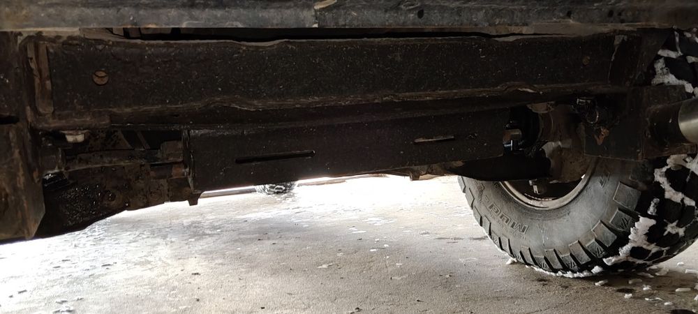 Pług samochodowy pickup z zaczepem