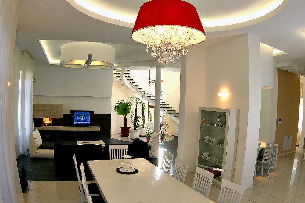 Дом 325 м2, проект Беликова, баня+бассейн, море 2 км